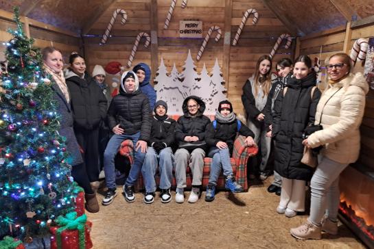 Kar�csonyv�r� este a 7.b-ben