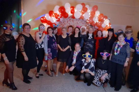 K�sz�net az Olcsais B�l siker��rt -p�ld�s �sszefog�s, k�zel 180 r�sztvev� �s fergeteges hangulat